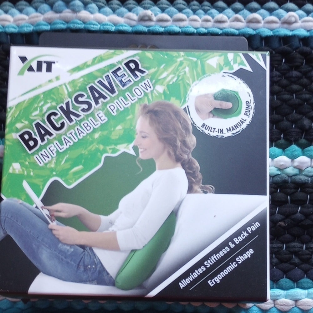 !it jeans Green Ergonomic Inflatable Pillow